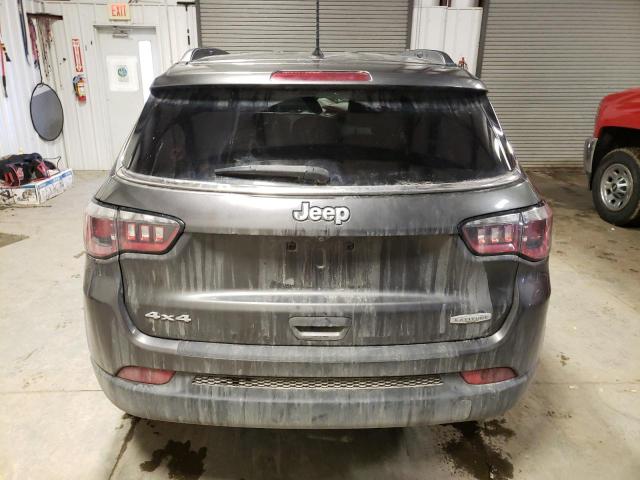 3C4NJDBB0JT101603 Jeep Compass Latitude
