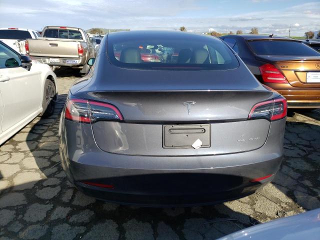 5YJ3E1EB1PF392321 Tesla MODEL 3