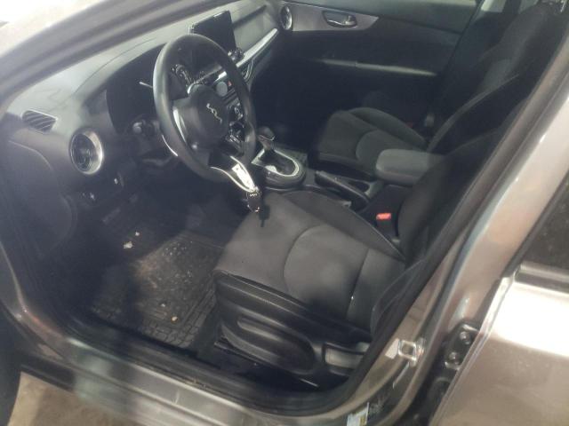 3KPF24AD2NE456139 KIA FORTE FE