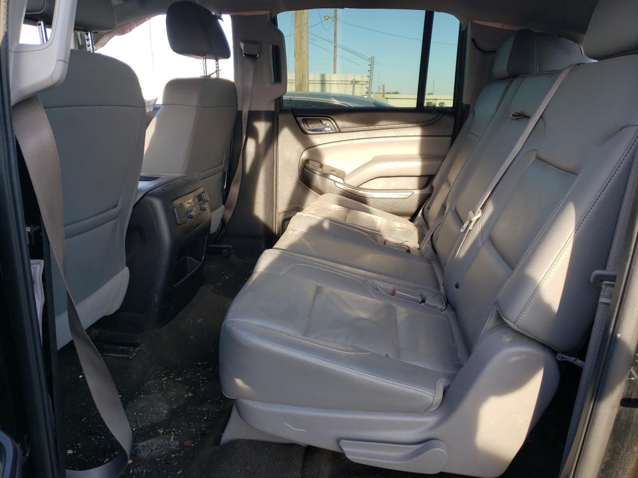 1GNSCHKC1GR105911 CHEVROLET SUBURBAN 2016