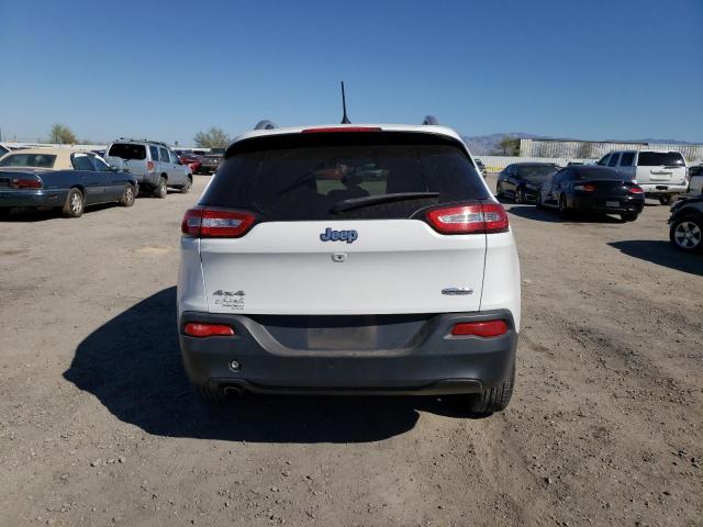 1C4PJMCB3GW147680 Jeep Cherokee Latitude