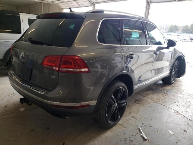 2017 VOLKSWAGEN TOUAREG WO WVGRF7BP5HD000049