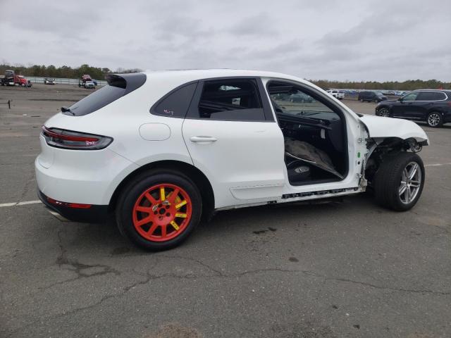 VIN WP1AA2A54KLB01386 2019 Porsche Macan no.3