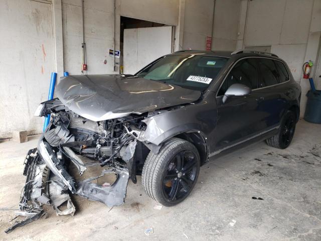 Volkswagen Touareg salvage cars for sale: 2017 Volkswagen Touareg Wolfsburg
