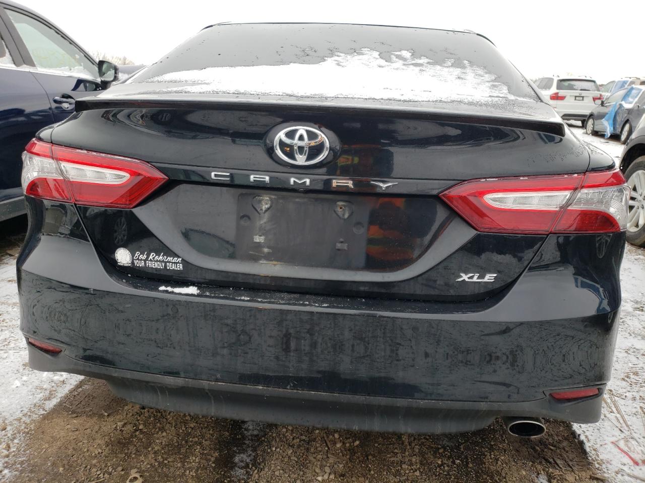 4T1B11HK1JU030633 TOYOTA CAMRY 2018