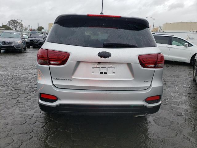 5XYPGDA57KG496469 KIA SORENTO LX
