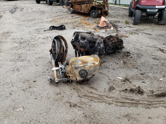 2009 SUZUKI GSX-R750 - JS1GR7LA892103597