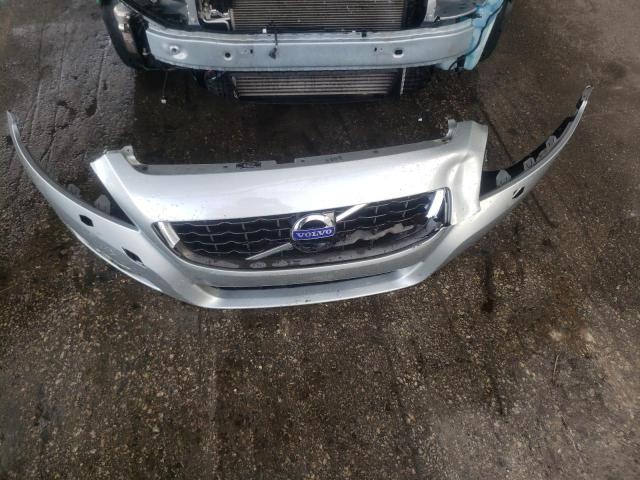 YV1672MC9BJ120389 Volvo C70
