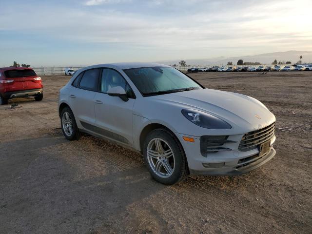 VIN WP1AA2A58KLB00144 2019 Porsche Macan no.4