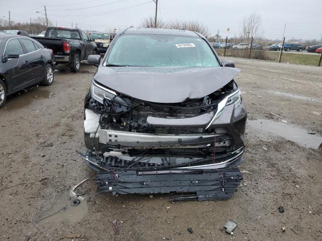 5TDJRKEC8MS066985 Toyota SIENNA XLE