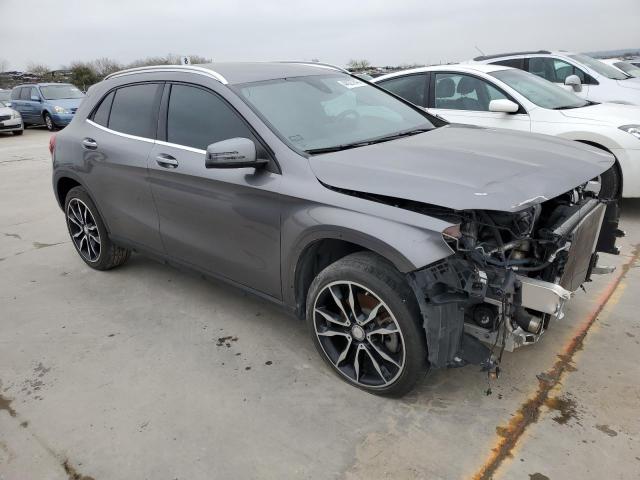 2016 MERCEDES-BENZ GLA 250 - WDCTG4EB3GJ227272