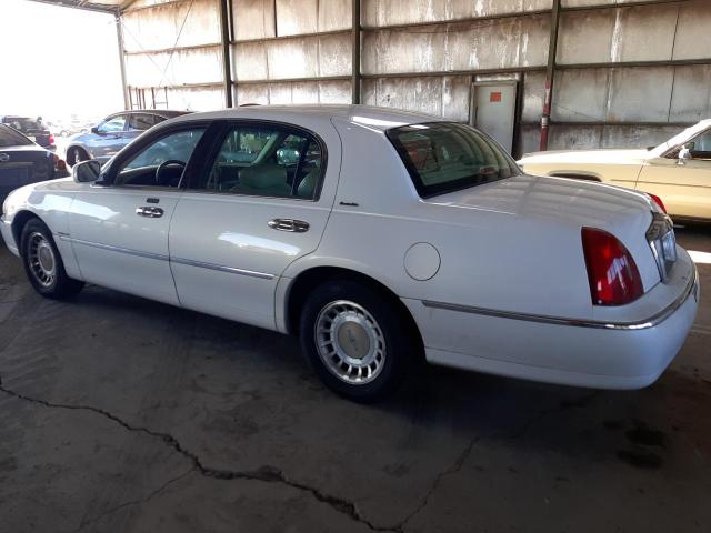1LNHM81W2YY836961 Lincoln TOWNCAR