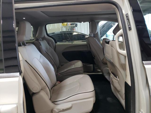 2017 CHRYSLER PACIFICA E - 2C4RC1N74HR712457