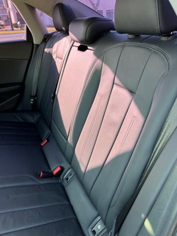 2017 AUDI A4 ULTRA P - WAUGMAF48HN066116