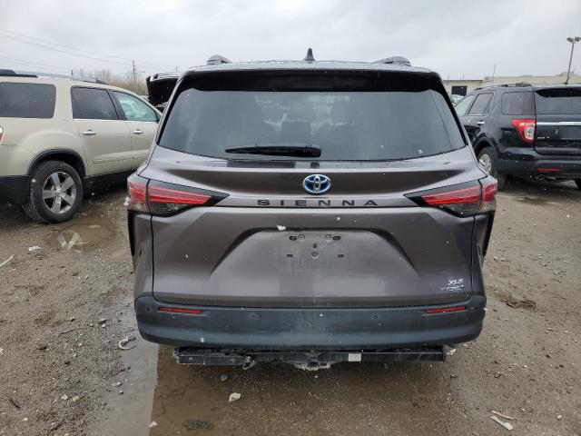 5TDJRKEC8MS066985 Toyota SIENNA XLE