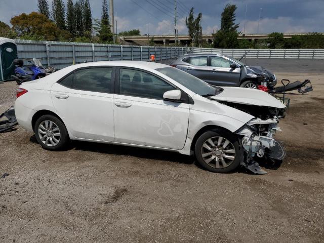 Седаны TOYOTA COROLLA 2016 Белый