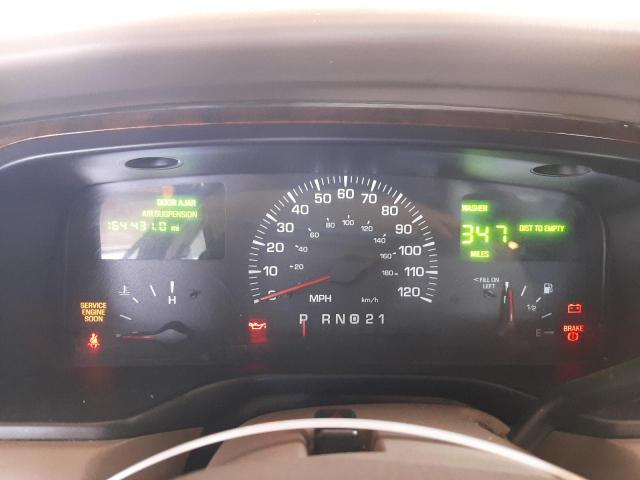 1LNHM81W2YY836961 Lincoln TOWNCAR