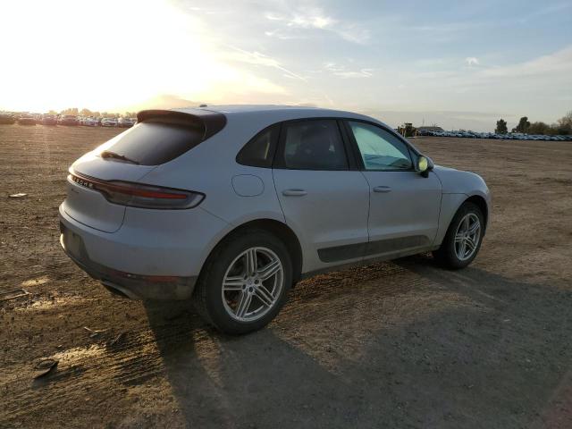 VIN WP1AA2A58KLB00144 2019 Porsche Macan no.3