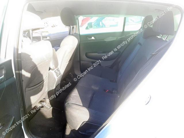U5YPH815LGL027528 KIA Sportage 2