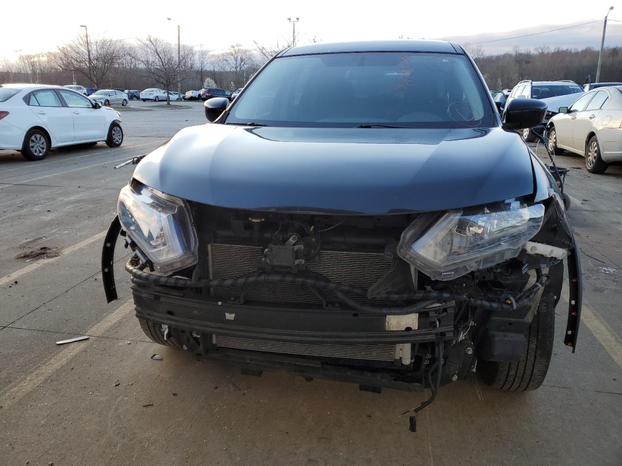 5N1AT2MV2JC792337 NISSAN ROGUE 2018