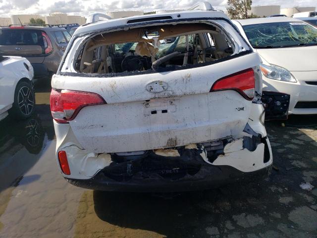 5XYKT3A62EG536597 KIA SORENTO LX