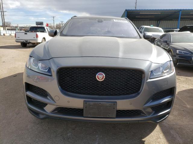 SADCJ2BV7HA070569 Jaguar F-pace Premium