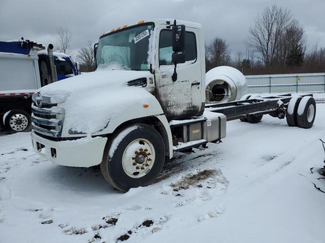 Salvage cars for sale from Copart Columbia Station, OH: 2018 Hino 258 268