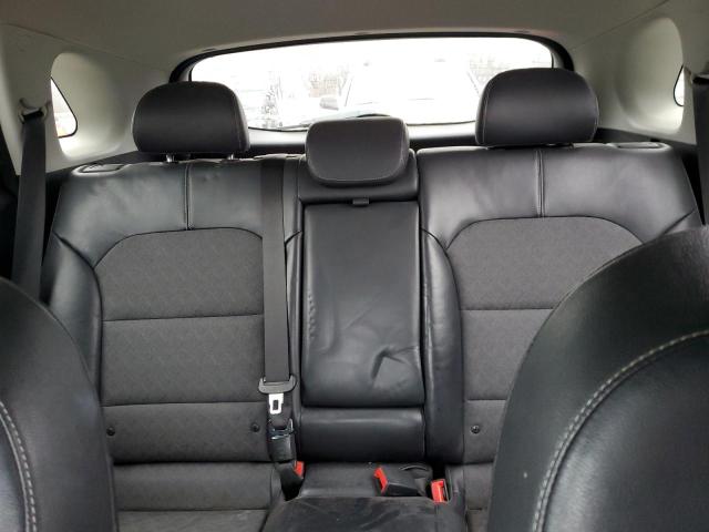 KNDCC3LC8H5049098 KIA NIRO EX