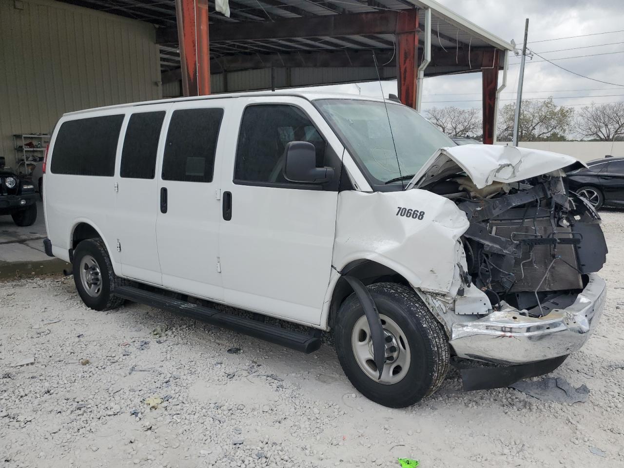 1GAWGEFF5H1298820 CHEVROLET EXPRESS 2017