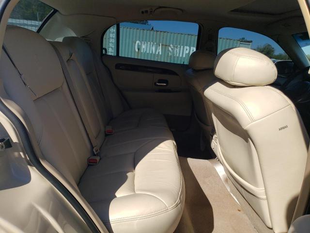 1LNHM83W9YY886740 Lincoln TOWNCAR