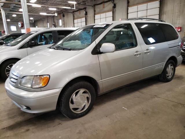 2002 Toyota Sienna LE