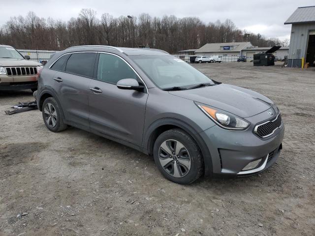 KNDCC3LC8H5049098 KIA NIRO EX