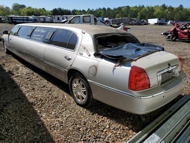 2L1FL8JW5BX765659 Lincoln TOWNCAR