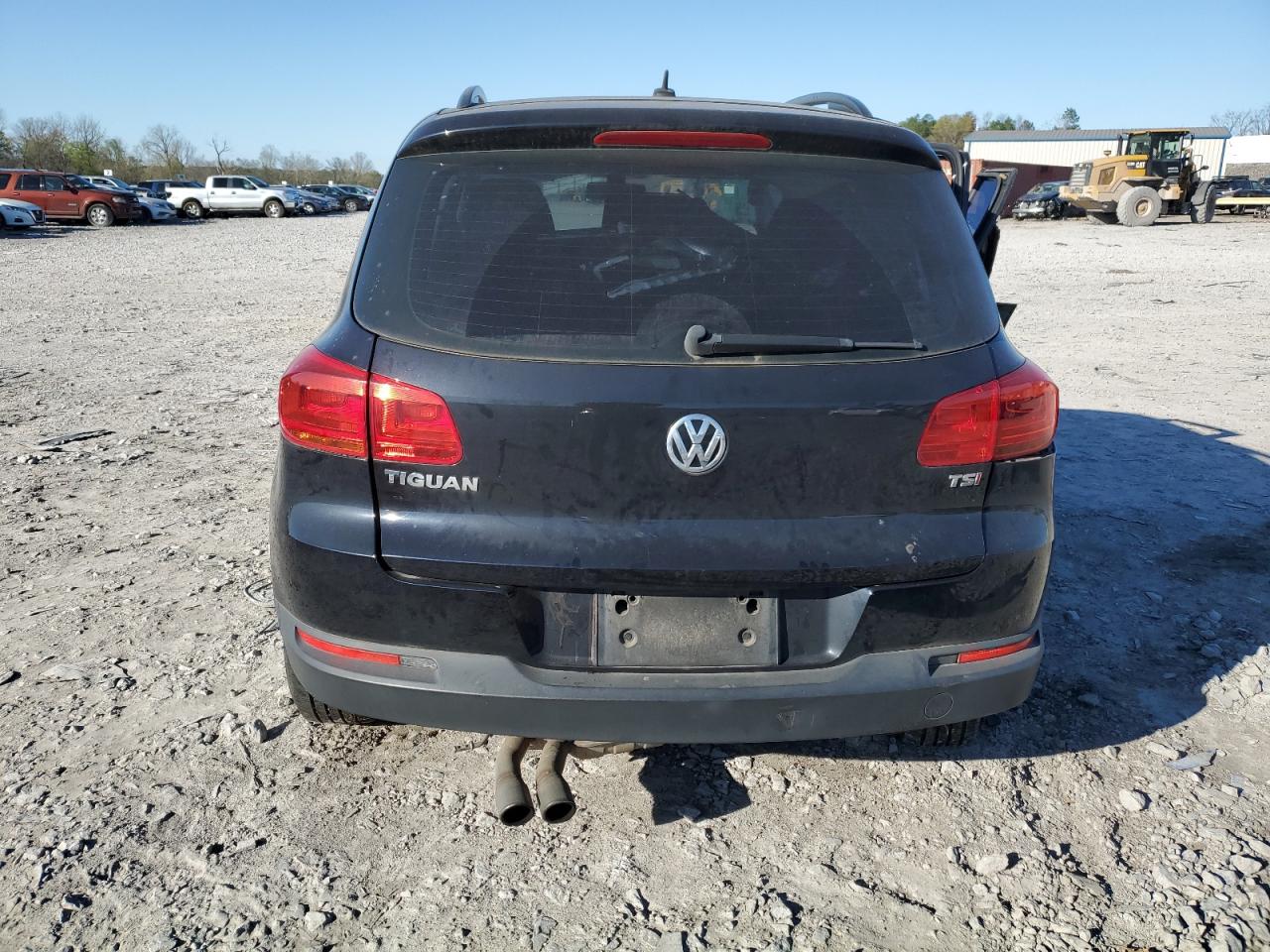 2016 Volkswagen Tiguan - Image 6