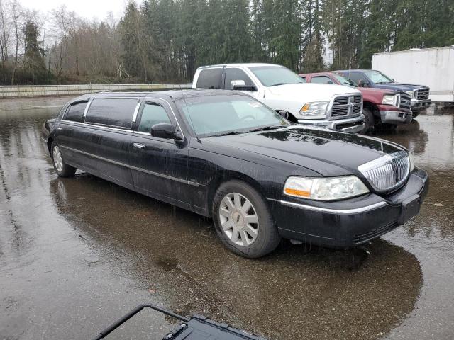 1L1FM81W14Y667731 Lincoln Town Car Executive