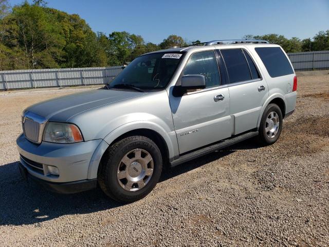 2005 Lincoln Navigator 