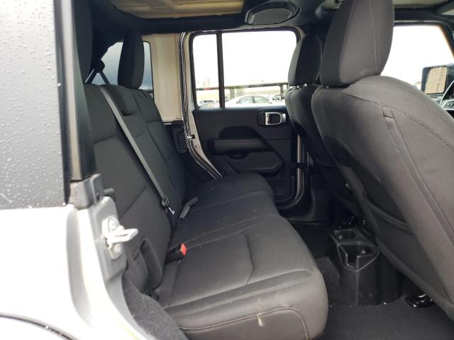 1C4HJXEN0KW535990 Jeep Wrangler Unlimited Sahara