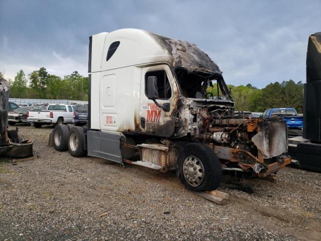 Salvage cars for sale from Copart Lufkin, TX: 2016 Freightliner Cascadia 125