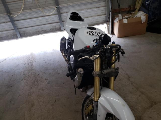 2004 SUZUKI GSX-R600 K - JS1GN7CA942100731