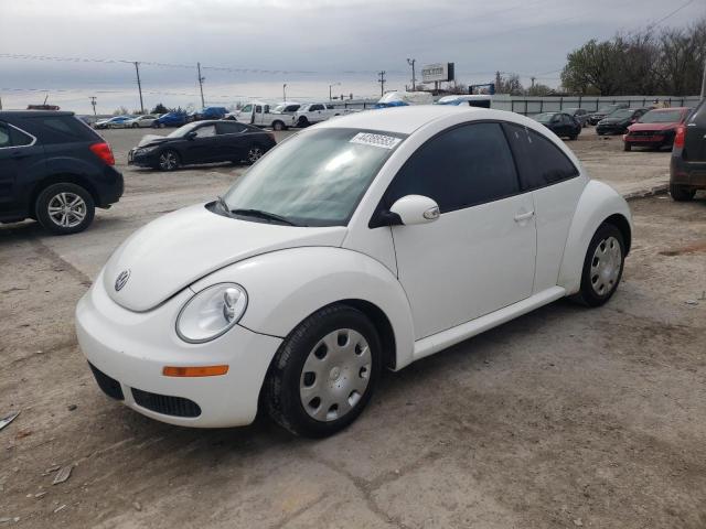 Volkswagen New Beetle 2010