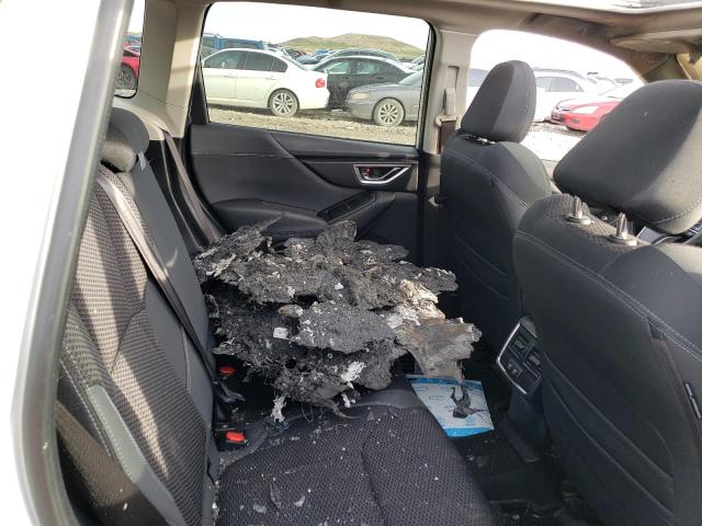 JF2SKAGC6KH450265 Subaru Forester Premium