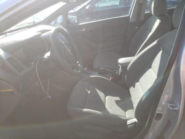 KNAFK4A65G5499886 KIA FORTE LX
