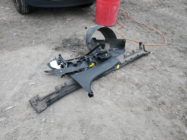 KNDCC3LC8H5049098 KIA NIRO EX