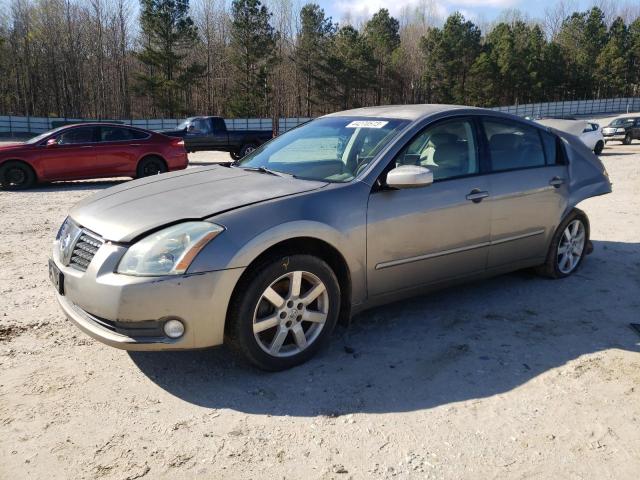 2004 Nissan Maxima SE