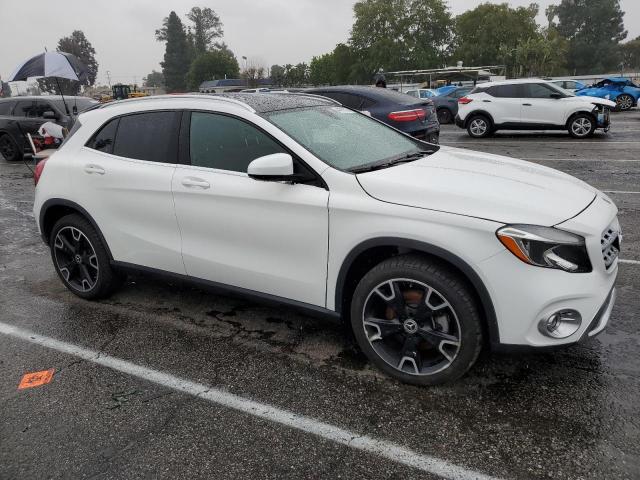 WDCTG4EB4KJ548312 Mercedes-Benz GLA-Class