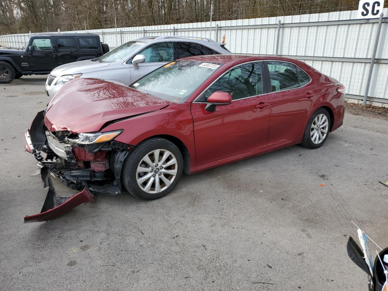 4T1B11HK2JU608691 TOYOTA CAMRY 2018