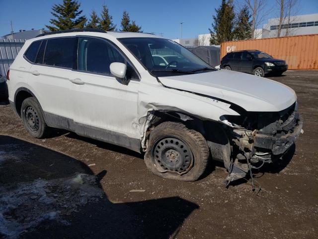 2018 VOLKSWAGEN TIGUAN SE 3VV2B7AX2JM139151
