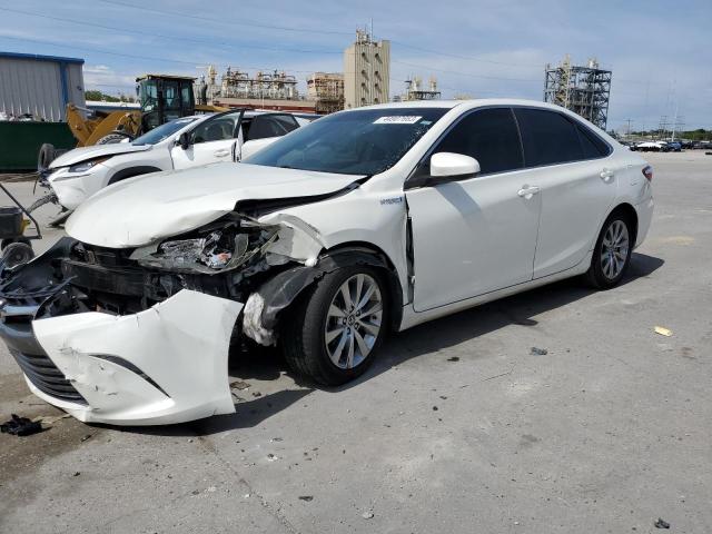 2015 Toyota Camry Hybrid 