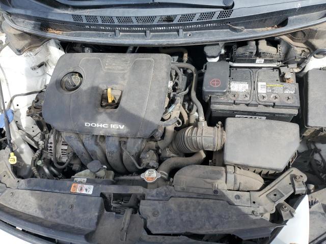 3KPFK4A7XHE012375 KIA FORTE LX
