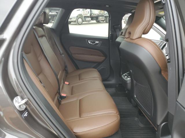 2022 VOLVO XC60 B5 IN - YV4L12RL4N1036386
